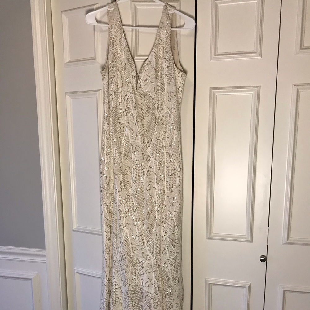 Gown/Prom Dress/Homecoming Dress